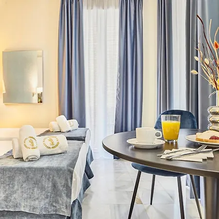 Hello Aparthotel 3*