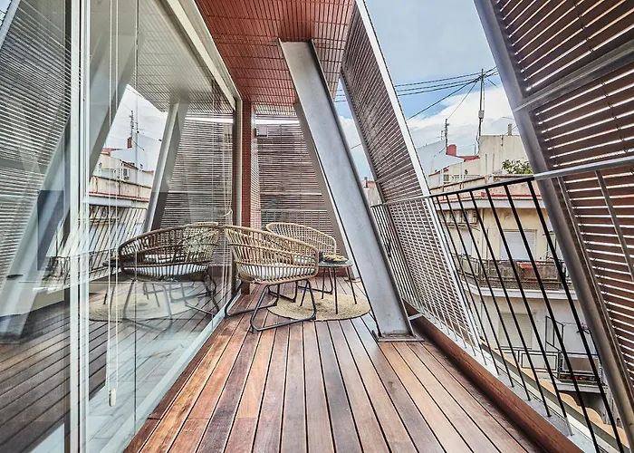 Hello Apartahotel 4*